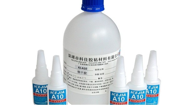 塑料跟塑料用什么胶水粘住，科佳推荐使用快干胶水KJ-A10